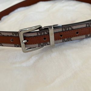 Michael Kors Womens Reversible Belt